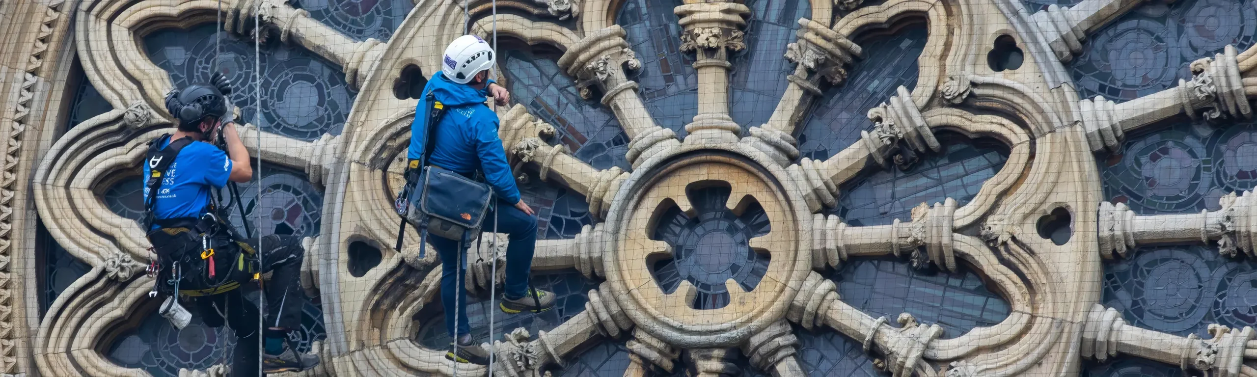 Heritage stone access working on Worcester Cathedral