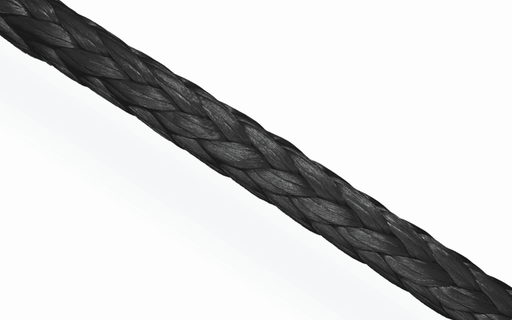 Heat-set 75XPS pre-stretched Dyneema line in black; SK75 fibre for ultra-low elongation in technical rigging